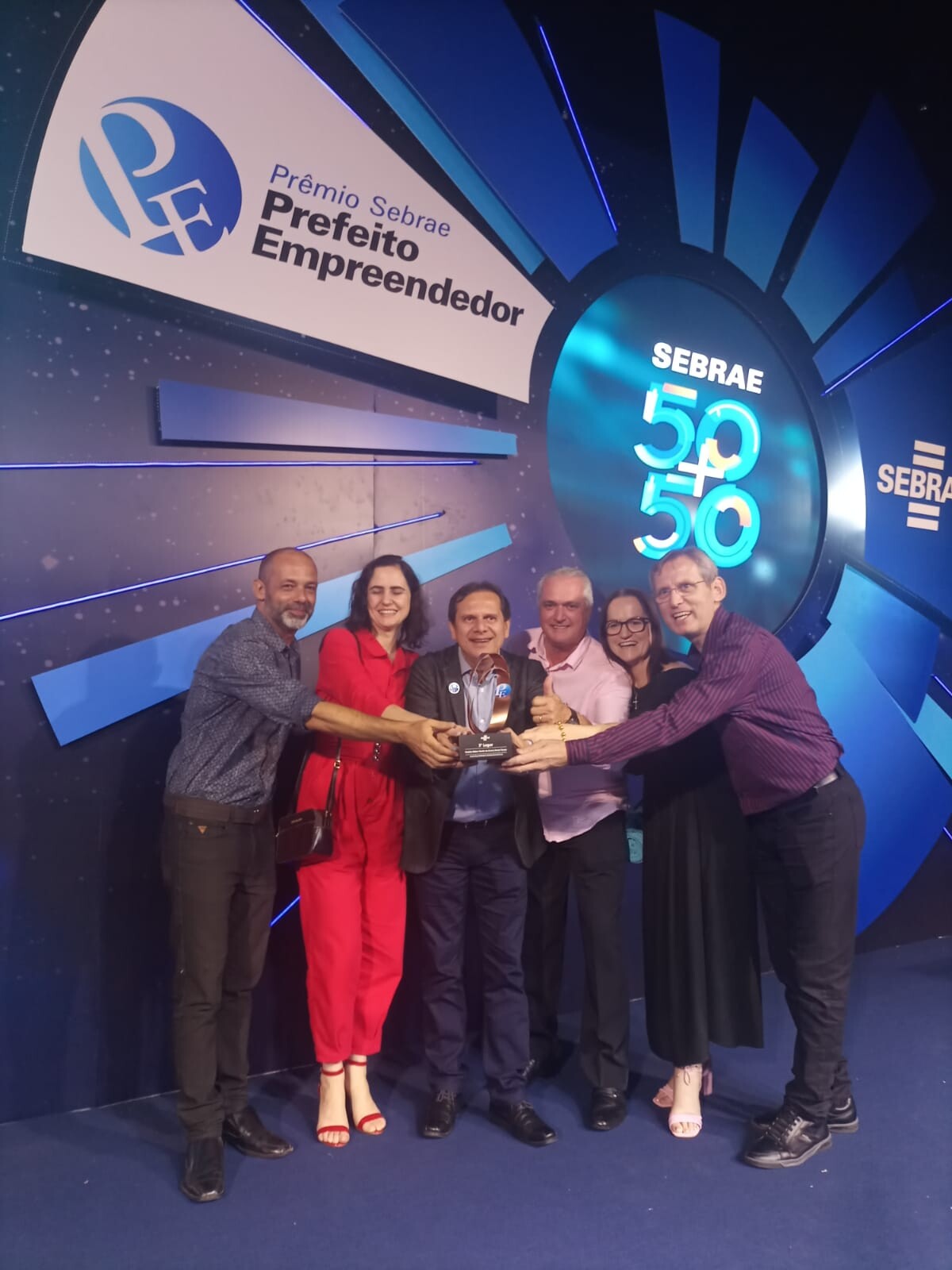 Santa Teresa ganha premiação Prefeito Empreendedor do Sebrae