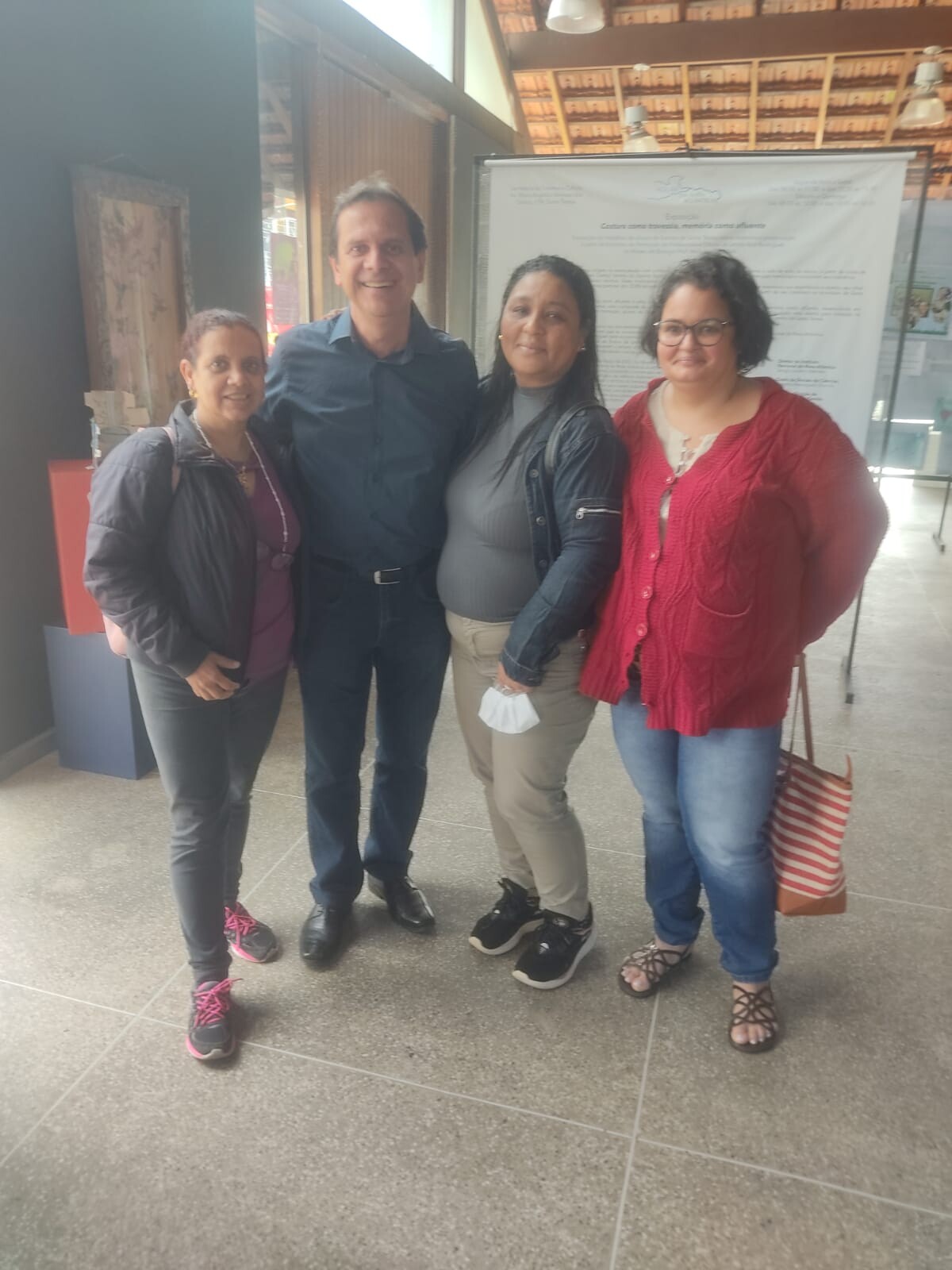 Agentes comunitários de saúde e de combate a endemias recebem reajuste salarial