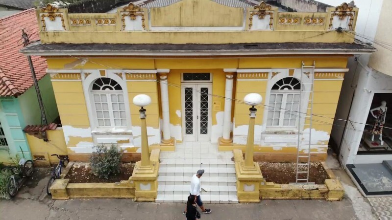 A biblioteca municipal está ficando novinha