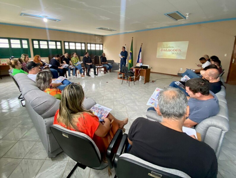 Prefeitura de Santa Teresa lança Calendário de Estações 2023 aos empresários teresenses 